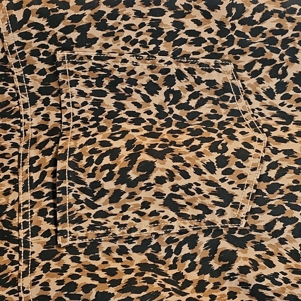 Nwt Terra & Sky 26W Leopard Straight Leg - Picture 9 of 10